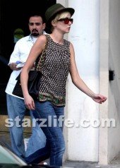Kimberly Stewart Expecting a Baby