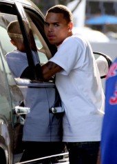 Chris Brown Apologizes For GMA Behavior