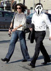 Neve Campbell Plans to Adopt