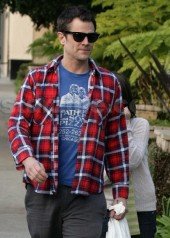 Johnny Knoxville Remembers Ryan Dunn