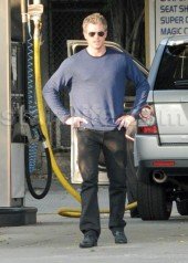 Eric Dane Volunatrily Checks Into Rehab Facility