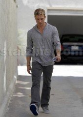 Ryan Phillippe’s Rep Denies Report Of Retirement From Acting