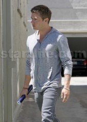 Ryan Phillippe Splits From Amanda Syfried