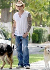 Billy Ray Cyrus Admits GQ Comments Were “Explosive”