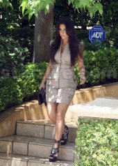 Kim Kardashian Releases A Statement Re: Divorce