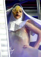 Lady Gaga To Become An Ordained Minister