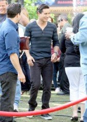Mario Lopez Proposes To Girlfriend On Camera!
