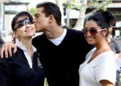 Mario Lopez Leading List of Candidates to Replace Regis?