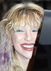 Courtney Love Pulls Hole Out of Austalian Music Fest