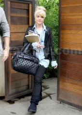 Kelly Osbourne Faces Angry Gaga Fans After Twitter Comments