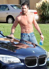 EXCLUSIVE!!! Maksim Chmerkovskiy: Dancing With the Suds