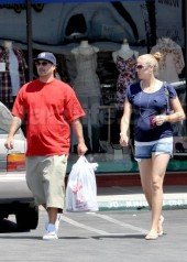 050311 SL Federline14