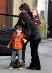 Sara Gilbert Splits With Partner Of Ten Years