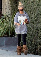 100211 SL Tisdale02