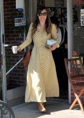 Olivia Wilde: Long Sleeve Los Angeles