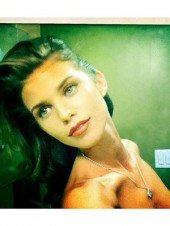 Annalynne McCord’s 9021-Oops On Twitter