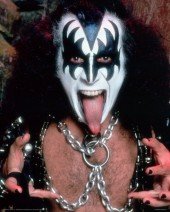 Gene Simmons Disses Rihanna To Promote Kiss Tour