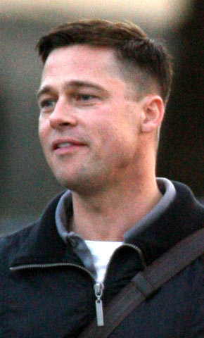 Brad Pitt 2010 Hairstyle. Links: rad Pitt hair cut,
