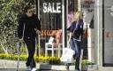 Jake Gyllenhaal is off the crutches!