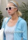 EXCLUSIVE!!! Paris is smokin before a workout.