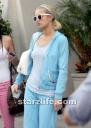 EXCLUSIVE!!! Paris is smokin before a workout.