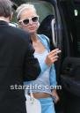 EXCLUSIVE!!! Paris is smokin before a workout.