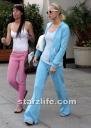 EXCLUSIVE!!! Paris is smokin before a workout.