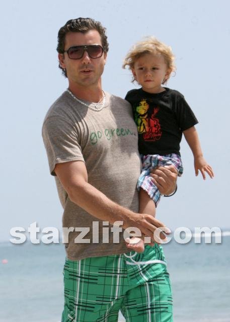 Malibu is the place to be! main 53 Celebs Photo Malibu is the place to be!