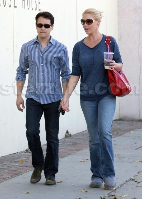 Greys Anatomys Off Screen BFFs. main 23 Celebs Photo Greys Anatomys Off Screen BFFs.