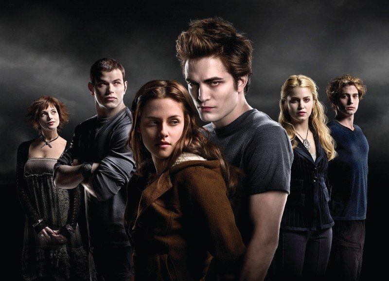 No Stalling New Moon! twilight1 Celebs Photo No Stalling New Moon!