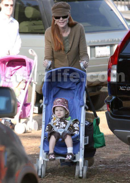 Marcia Cross Husband Battling Cancer. 101108 sl cross15 Celebs Photo Marcia Cross Husband Battling Cancer.
