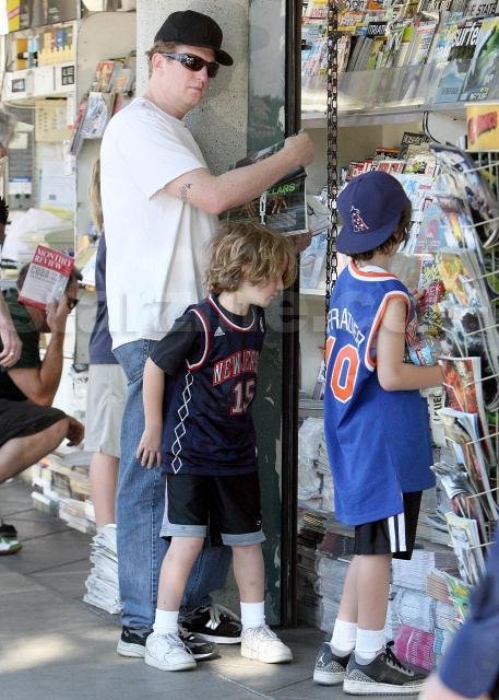 Michael Rapaport and Sons Lookin For Dad in the Tabs. main 10 Celebs Photo Michael Rapaport and Sons Lookin For Dad in the Tabs.