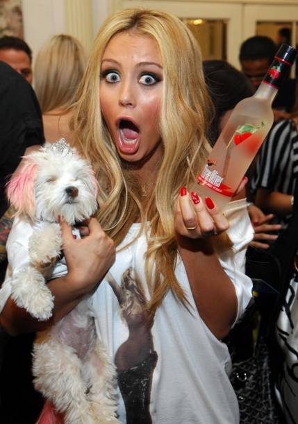 Aubrey Oday and Richie Rich Show Their O Face at Fashion Week. 41 Celebs Photo Aubrey Oday and Richie Rich Show Their O Face at Fashion Week.