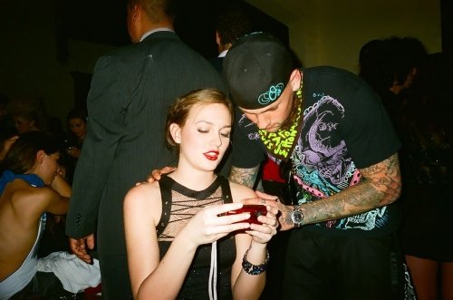 Spotted: Bad Girl Sharing Digits with Good Charlotte. 63770010 Celebs Photo Spotted: Bad Girl Sharing Digits with Good Charlotte.