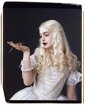 New <i>Alice in Wonderland</i> Pics! aliceinwonderland animalphoto 04 Celebs Photo New <i>Alice in Wonderland</i> Pics!