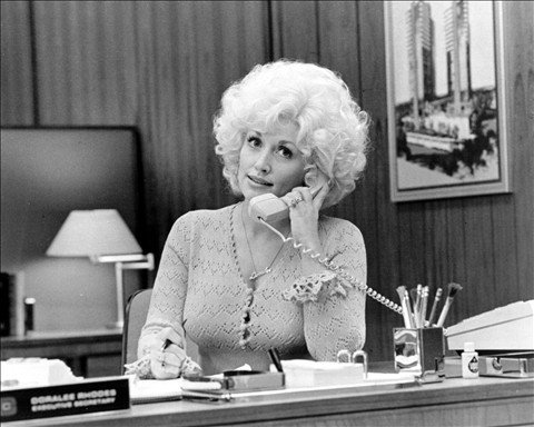 It Looks Like We Have A Short In The Trunk i01864E8D 7047 44BC 8821 1832073B1F11 Celebs Photo It Looks Like We Have A Short In The Trunk