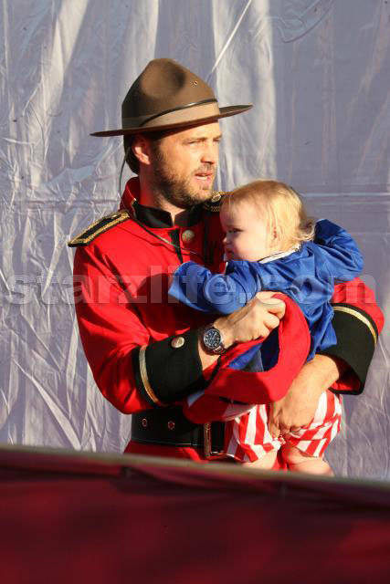 Its a Boy for Brandon Walsh! priestley Celebs Photo Its a Boy for Brandon Walsh!