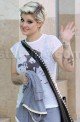 EXCLUSIVE!!! Kelly Osbourne Got Some Pep in her Step 082709 SL Osbourne051 80x122 Celebs Photo EXCLUSIVE!!! Kelly Osbourne Got Some Pep in her Step