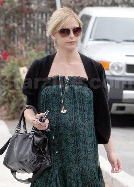 Buffys Baby Bump main 110 Celebs Photo Buffys Baby Bump