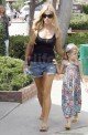 Shopping in Malibu: Its Complicated! main 316 80x122 Celebs Photo Shopping in Malibu: Its Complicated!