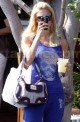 STARZLIFE PICS: Paris Hiltons Shack Attack 091509 SL ParisHilton07 80x122 Celebs Photo STARZLIFE PICS: Paris Hiltons Shack Attack
