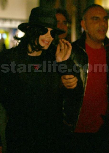 Crazy Woman Wants Money From The Jackson Estate (Hint, Its NOT Latoya)