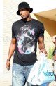 Yes, People Do Still Shop At Kitson: Lamar Odom! 100609 SL Lamar08 80x122 Celebs Photo Yes, People Do Still Shop At Kitson: Lamar Odom!