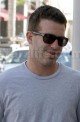 Music Man Jeremy Geffen Lunches With Lizzie main 67 80x122 Celebs Photo Music Man Jeremy Geffen Lunches With Lizzie