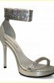 Win The Look!  Carmen Steffens Handbag Giveaway