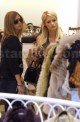 Paris & Nicky: Sisterly Shoppers main 132 80x122 Celebs Photo Paris & Nicky: Sisterly Shoppers