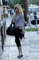 Kristin Cavallari Does Lunch for a Living main 224 80x122 Celebs Photo Kristin Cavallari Does Lunch for a Living