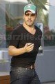 Jeremy Piven Skips a Shave or Two main 243 80x122 Celebs Photo Jeremy Piven Skips a Shave or Two