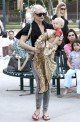 Zuma Rossdale is a Park Baby main 6 80x122 Celebs Photo Zuma Rossdale is a Park Baby