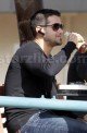EXCLUSIVE: Jesse Metcalfe Still Has a Soul Patch 120109 SL Metcalfe10 80x122 Celebs Photo EXCLUSIVE: Jesse Metcalfe Still Has a Soul Patch